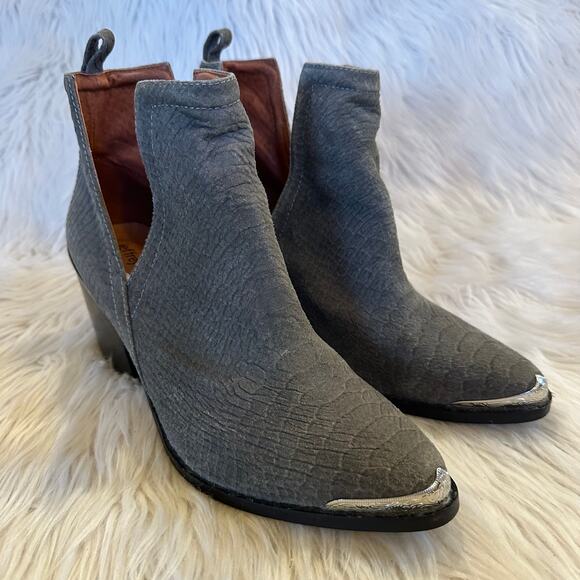 Jeffrey Campbell Cromwell Western Cut Out Ankle Boots Leather Snakeskin Gray - Picture 4 of 14